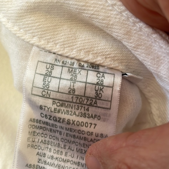 Guess sexy curve crop pants - Picture 3 of 3